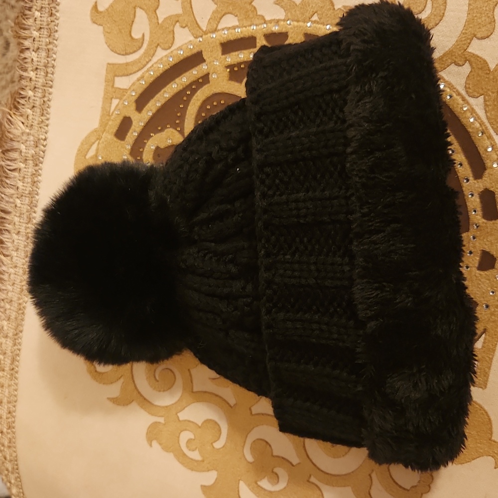 NEW 3 PIECE SET INFINITY SCARF AND HAT WITH MATCHING GLOVES - Picture 5 of 5